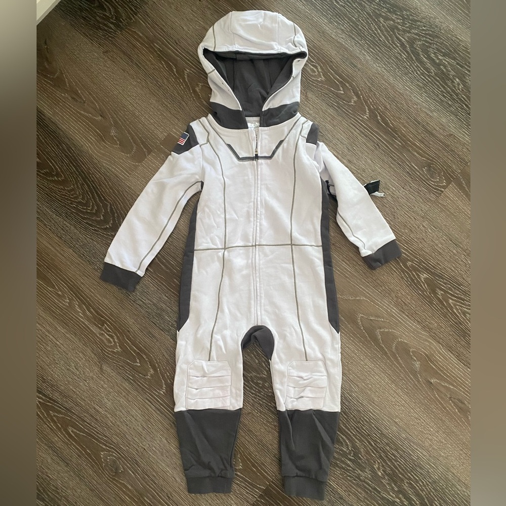 NWT SpaceX One Piece Astronaut Costume - 4T